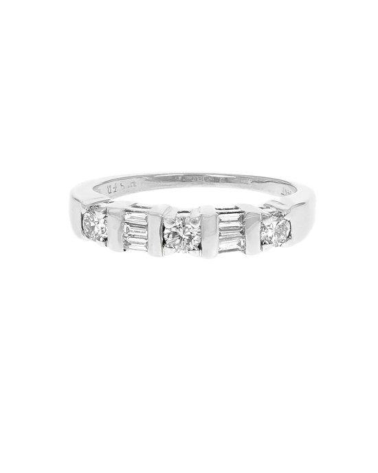 Alternating Round and Baguette Diamond Tapered Ring in White Gold